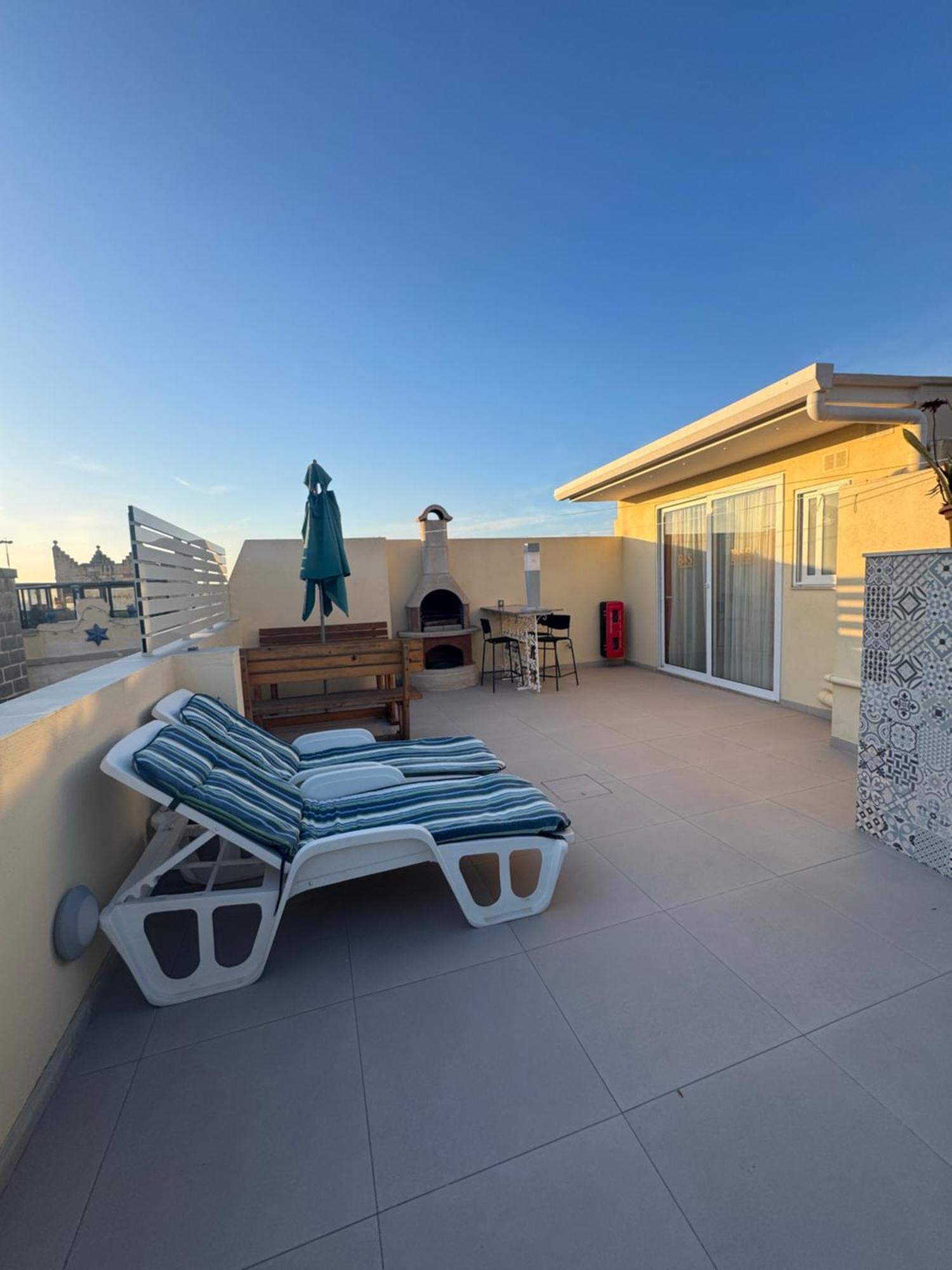B&S Accommodation Penthouse 602 Ghaxaq Exterior photo